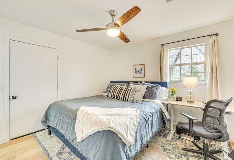 Bella Vista Home W/ On Site Back 40 Trail Access!