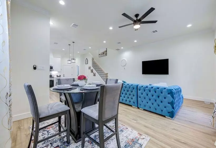 هتل Houston Stay