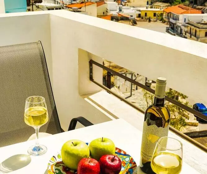 Hotelli Lefka Ori Agia Galini