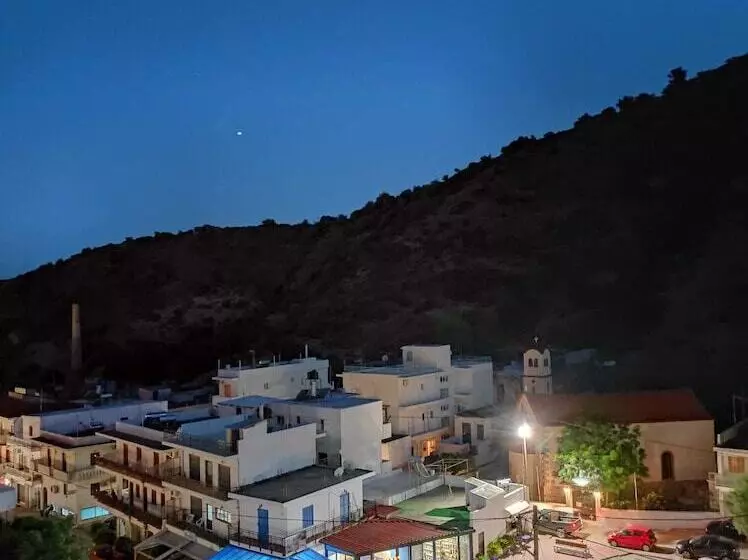 Hotelli Lefka Ori Agia Galini