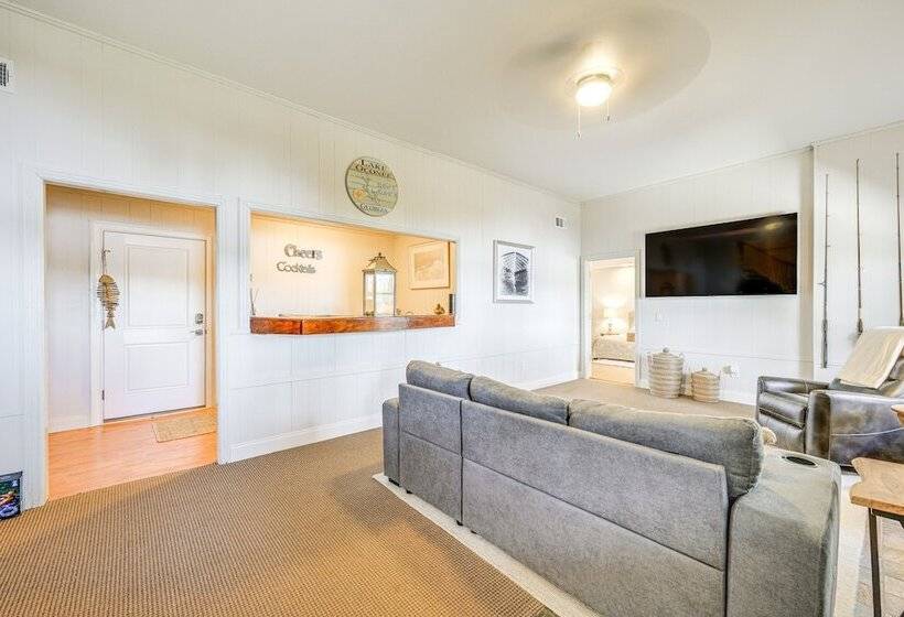 Lakefront Lake Oconee Home: Boat Dock + Hot Tub