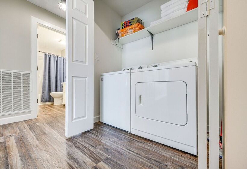 Lakefront Milledgeville Home W/ Private Dock!