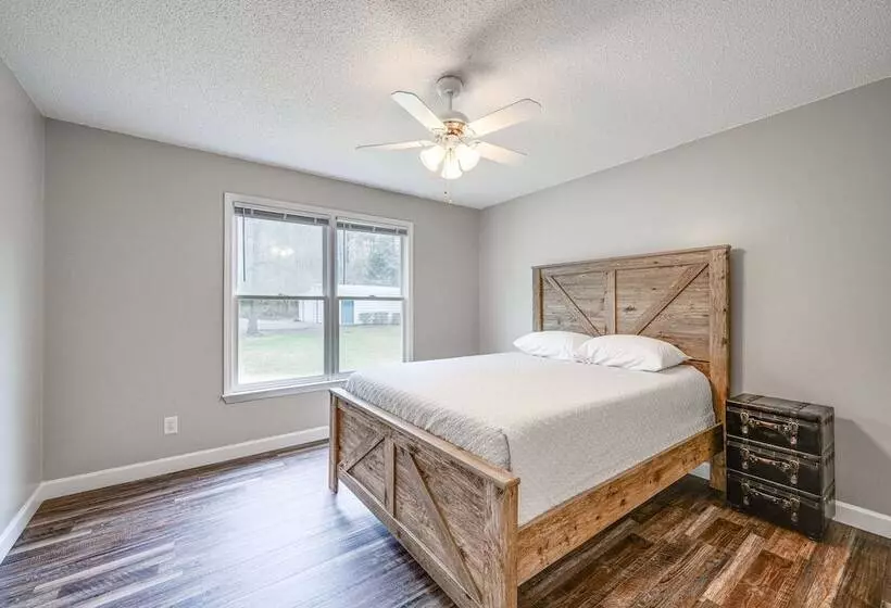 Lakefront Milledgeville Home W/ Private Dock!