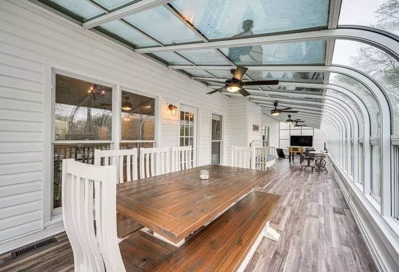 Lakefront Milledgeville Home W/ Private Dock!