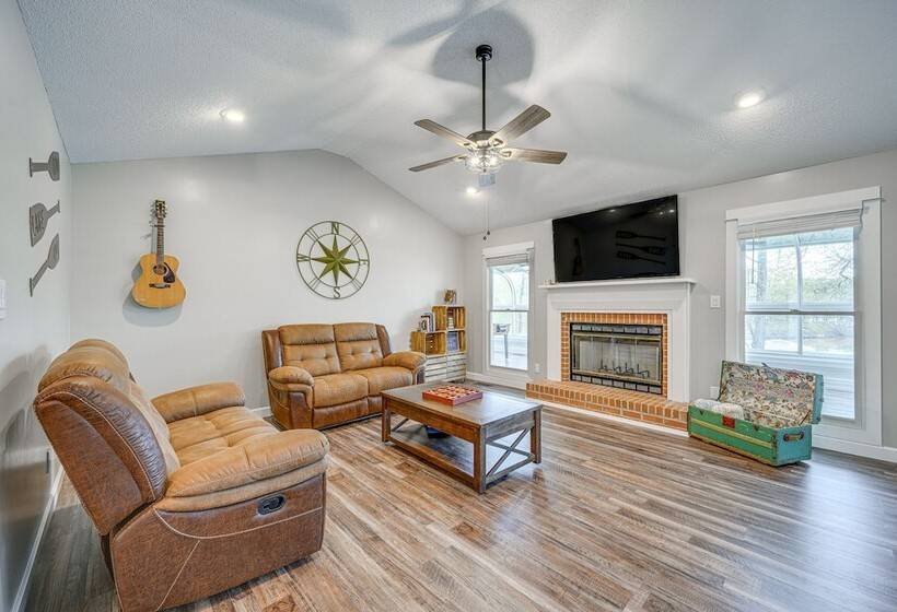 Lakefront Milledgeville Home W/ Private Dock!