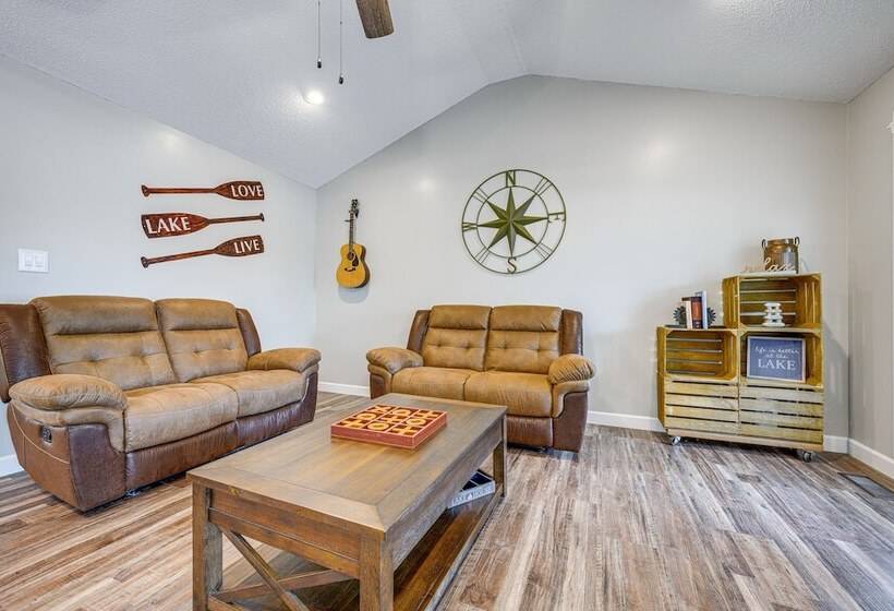 Lakefront Milledgeville Home W/ Private Dock!