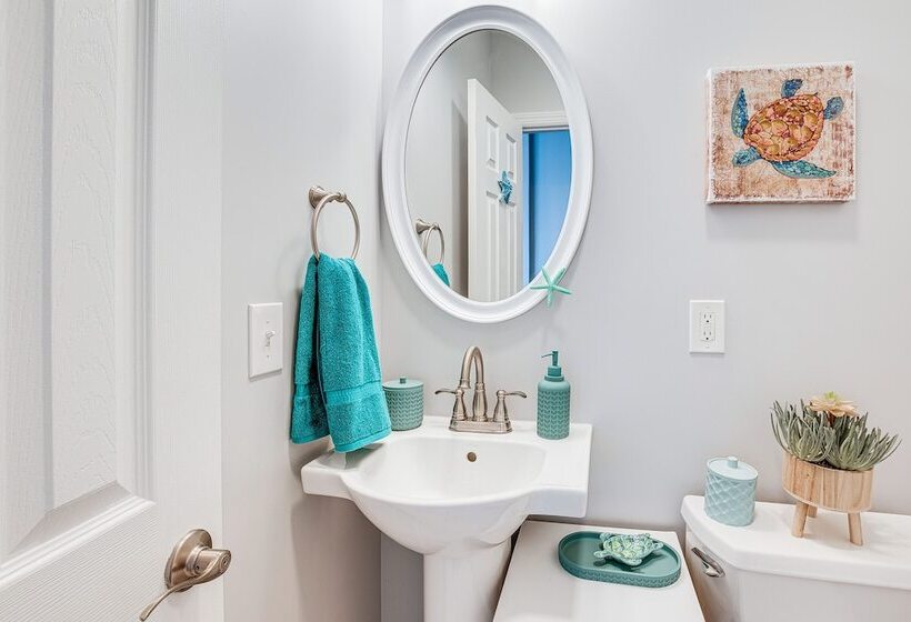 Long Branch Beach House W/ Private Hot Tub!