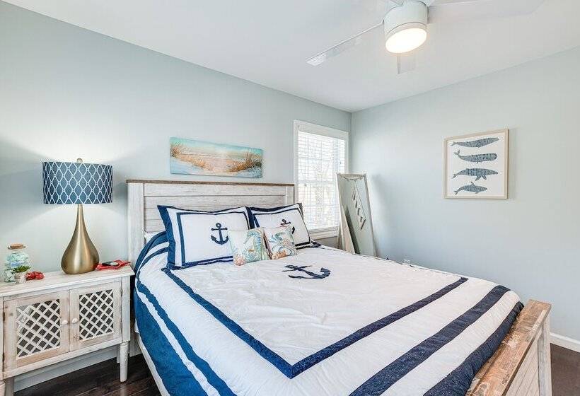 Long Branch Beach House W/ Private Hot Tub!