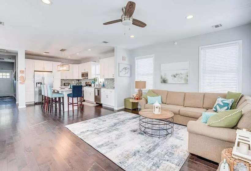 Long Branch Beach House W/ Private Hot Tub!