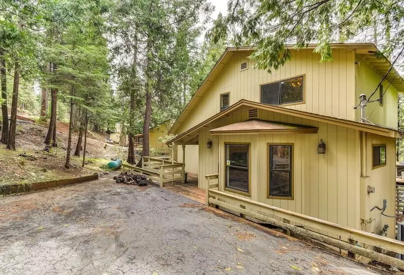 2 Mi To Mi Wuk Village: Cabin W/ Large Deck