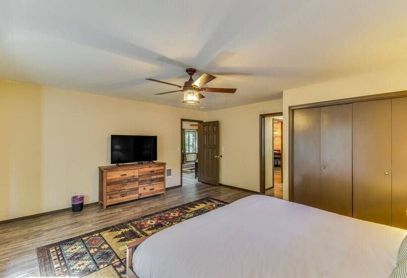 2 Mi To Mi Wuk Village: Cabin W/ Large Deck