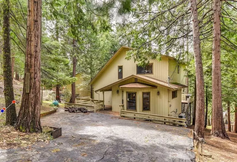 2 Mi To Mi Wuk Village: Cabin W/ Large Deck