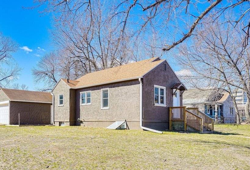 Pet Friendly Sioux Falls House   2 Mi To Downtown!