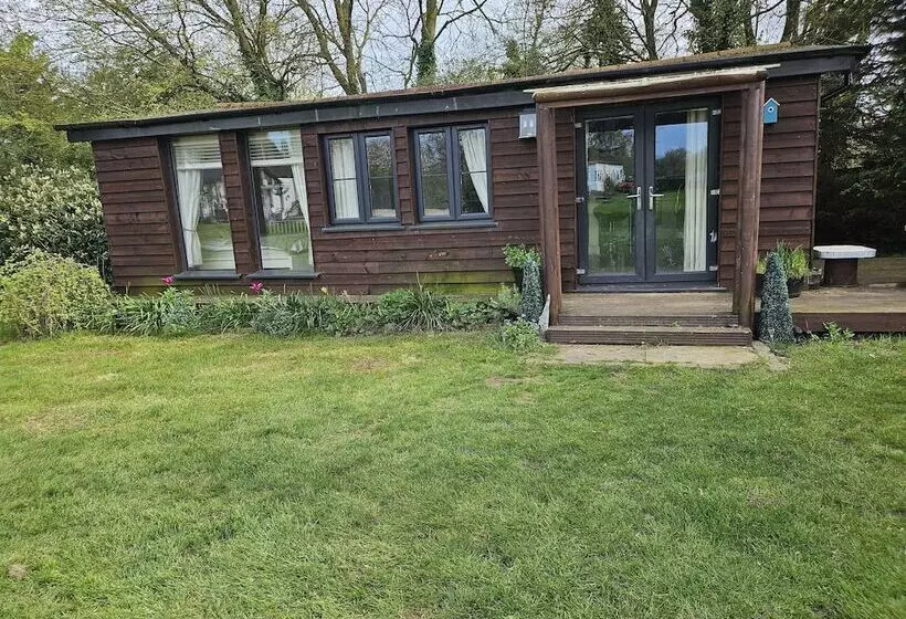Remarkable 1 Bed Cabin In Dunmow