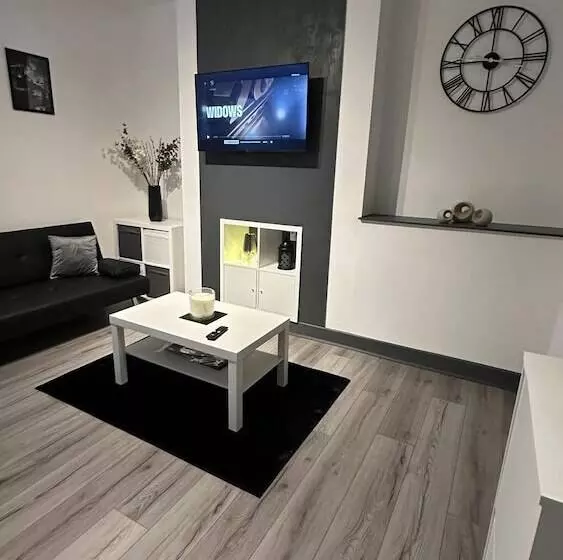 Residenssi Modern 2 Bed Near Turf Moor Football Stadium