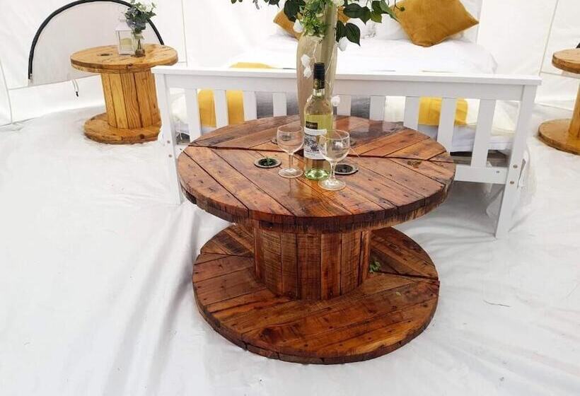 Курорт Bell Tent Village