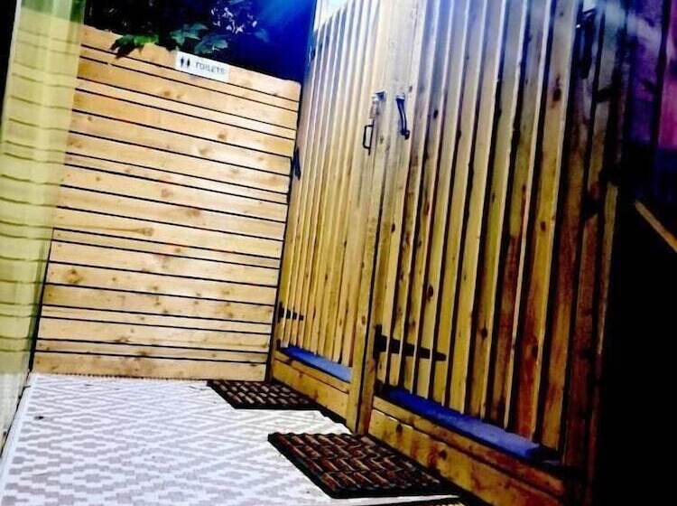 Курорт Bell Tent Village