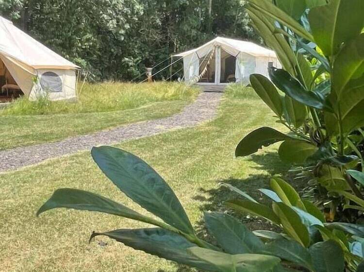 Курорт Bell Tent Village