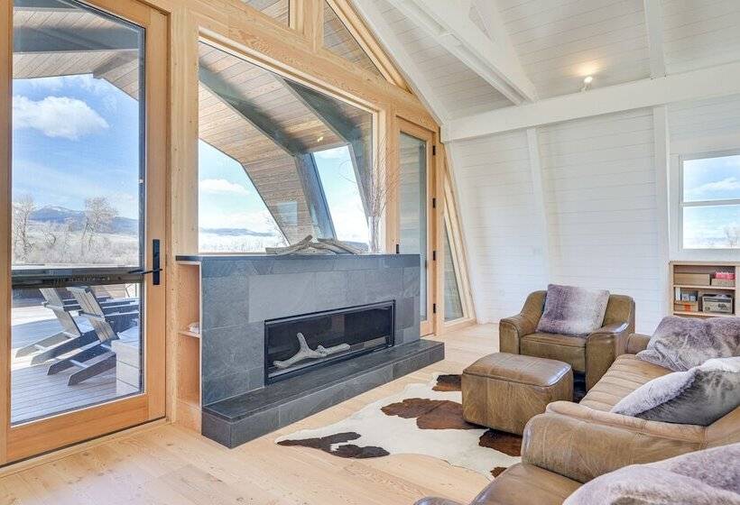 Riverfront Montana Retreat   Deck, Fire Pit & Pond