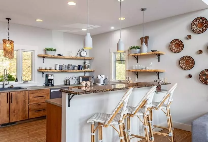 Silver Spoon By Avantstay Hot Tub, Views, Billiards Group Retreat