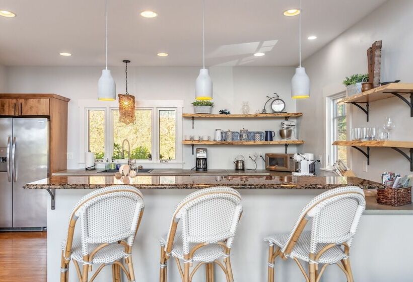 Silver Spoon By Avantstay Hot Tub, Views, Billiards Group Retreat