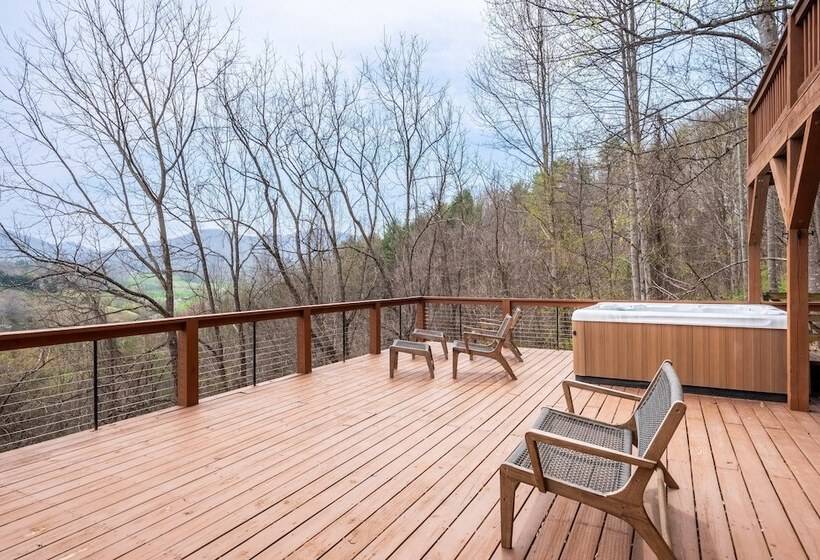 Silver Spoon By Avantstay Hot Tub, Views, Billiards Group Retreat