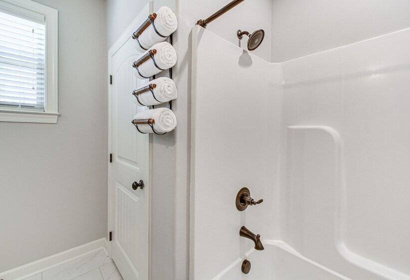 Spacious Hot Springs Village Home < 1 Mi To Lake!