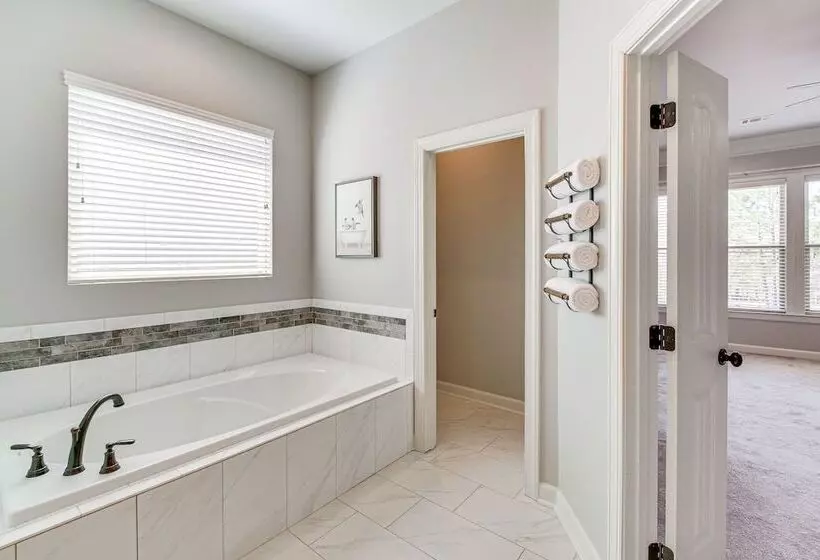 Spacious Hot Springs Village Home < 1 Mi To Lake!