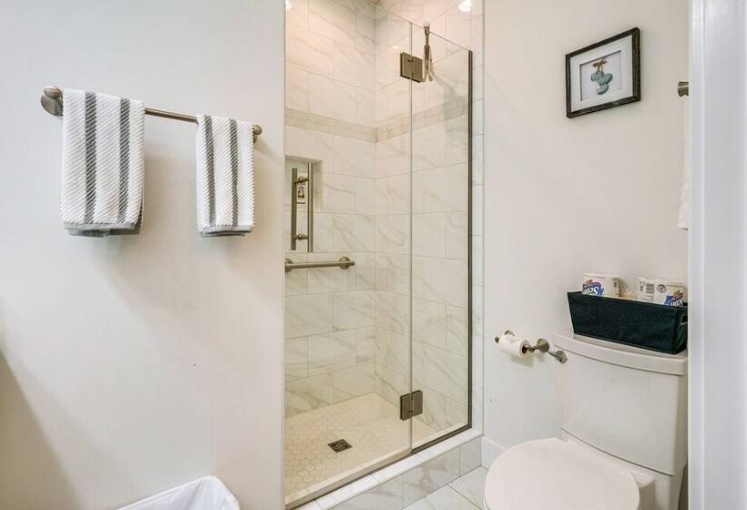 Spacious South Bend Home   Walk To Notre Dame!