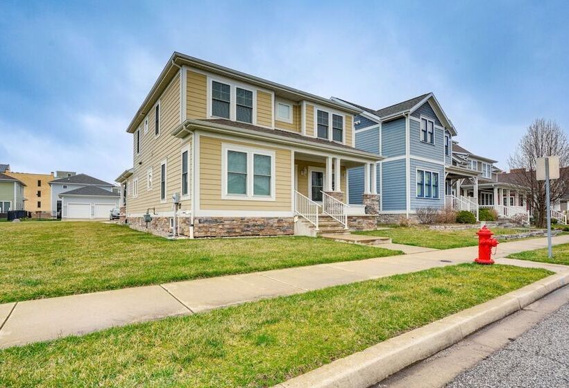 Spacious South Bend Home   Walk To Notre Dame!