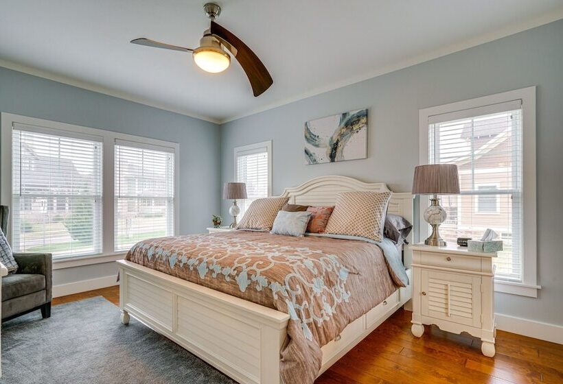 Spacious South Bend Home   Walk To Notre Dame!