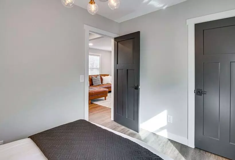 Stylish  Crosby Cottage    1 Mi To Serpent Lake!