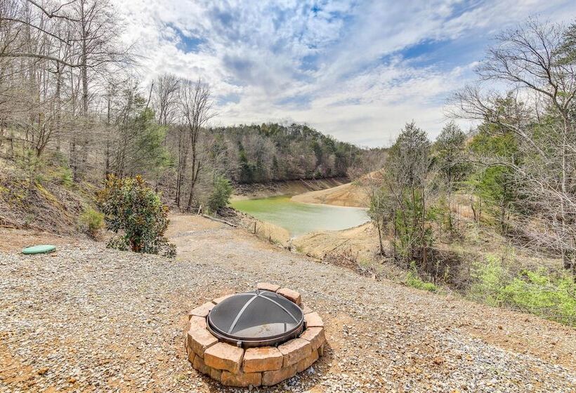 Waterfront Dandridge Cabin, 24 Mi To Pigeon Forge!