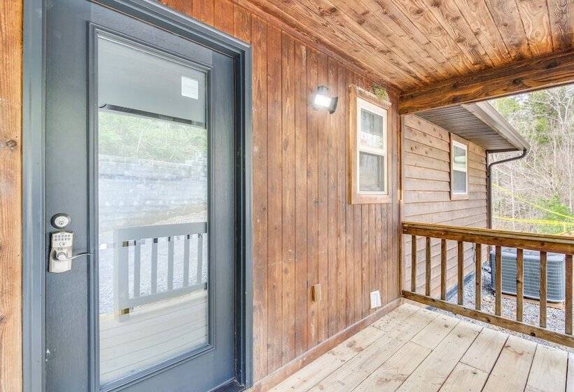 Waterfront Dandridge Cabin, 24 Mi To Pigeon Forge!