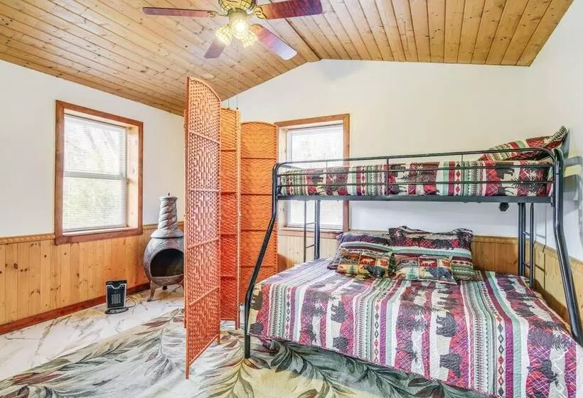 Waterfront Dandridge Cabin, 24 Mi To Pigeon Forge!