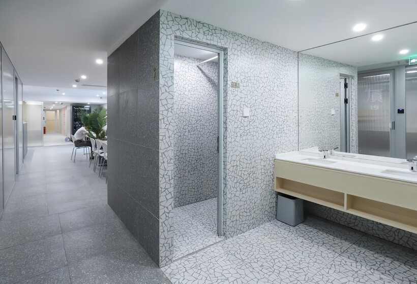 Weflow Hostel Shanghai Xintiandi