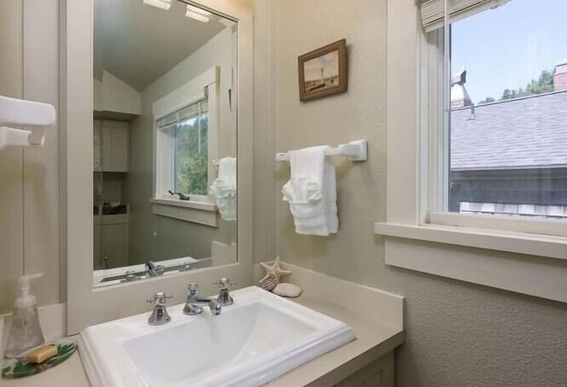 Chapman Cove By Avantstay Gorgeous Beach Bungalow W/ Sauna