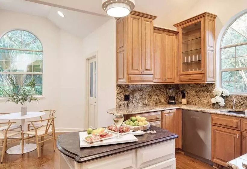 Hilton Lagoon By Avantstay Designer Home W/ Luxe Pool In Hilton Head