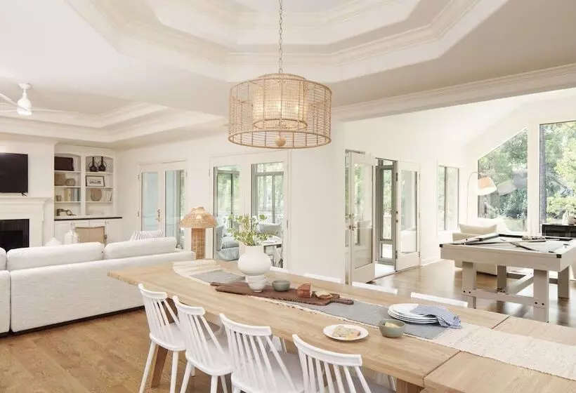 Hilton Lagoon By Avantstay Designer Home W/ Luxe Pool In Hilton Head