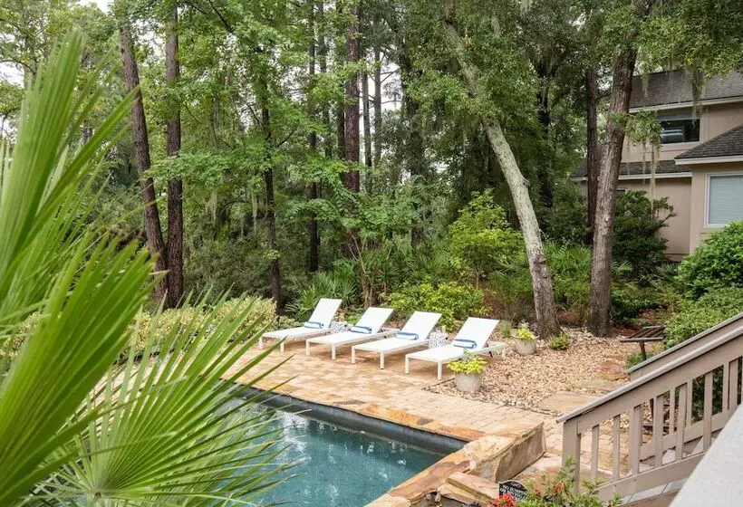 Hilton Lagoon By Avantstay Designer Home W/ Luxe Pool In Hilton Head