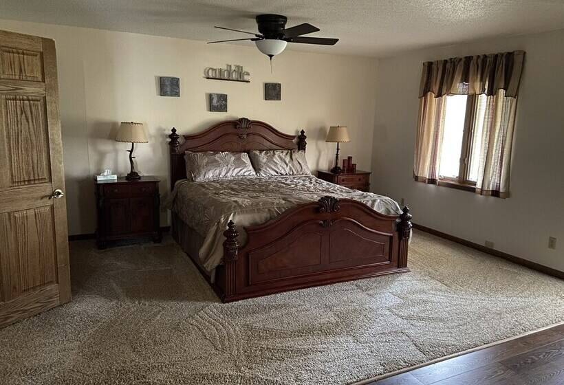 ホテル Horseshoe Bay Lodge