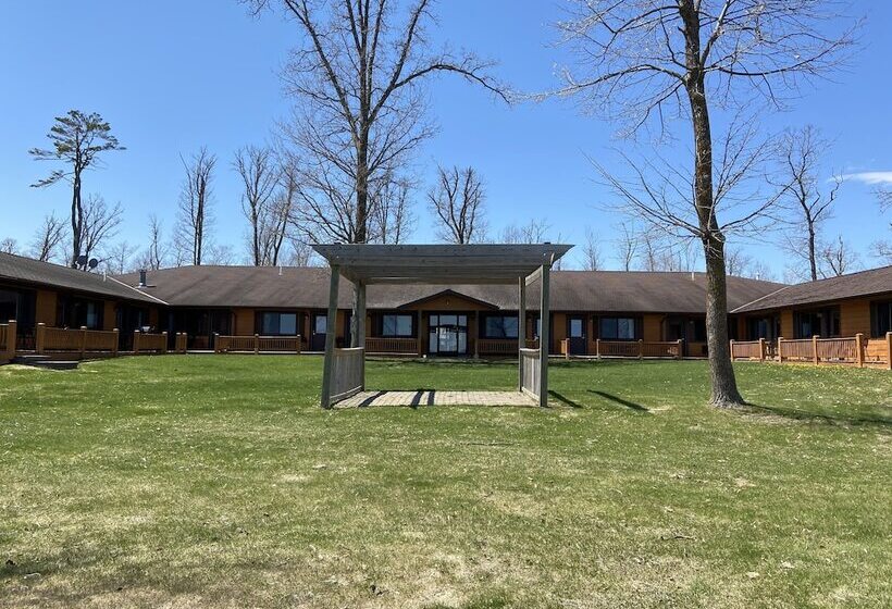 ホテル Horseshoe Bay Lodge