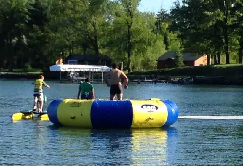 Hotelli Horseshoe Bay Lodge