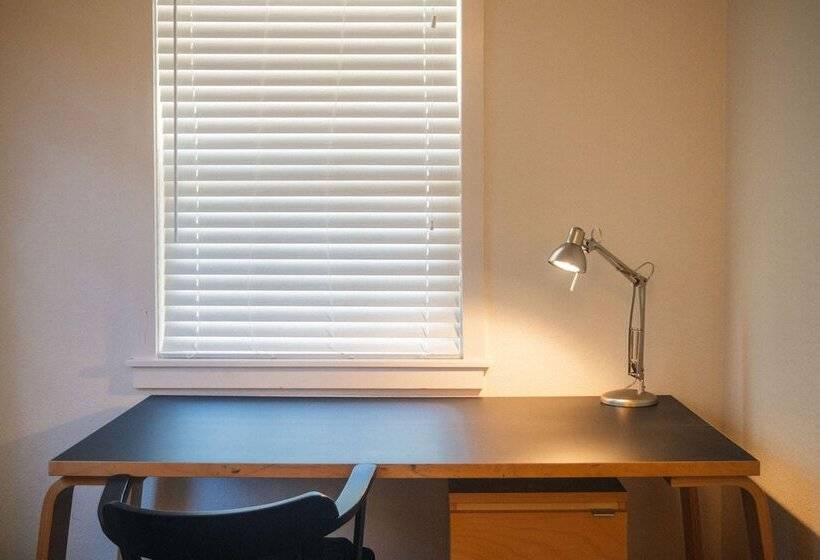 ホテル Johnson S Beach Cabins And Campground