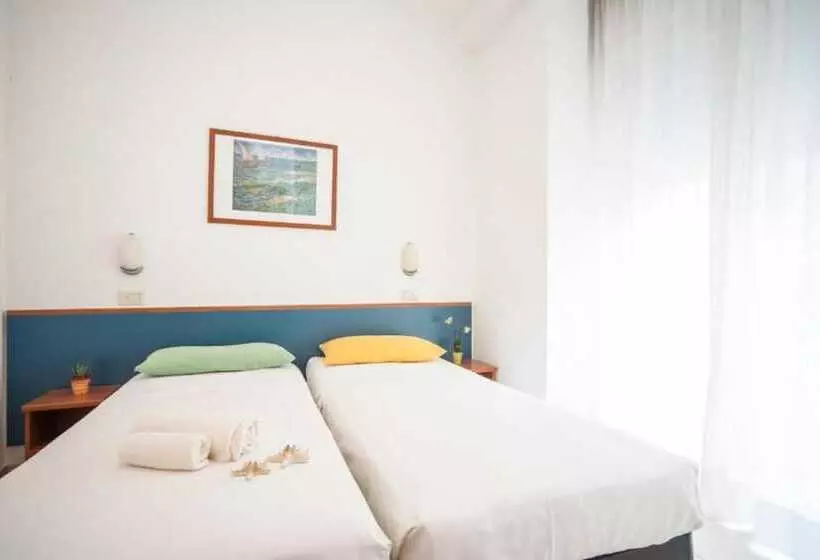 هتل Taormina