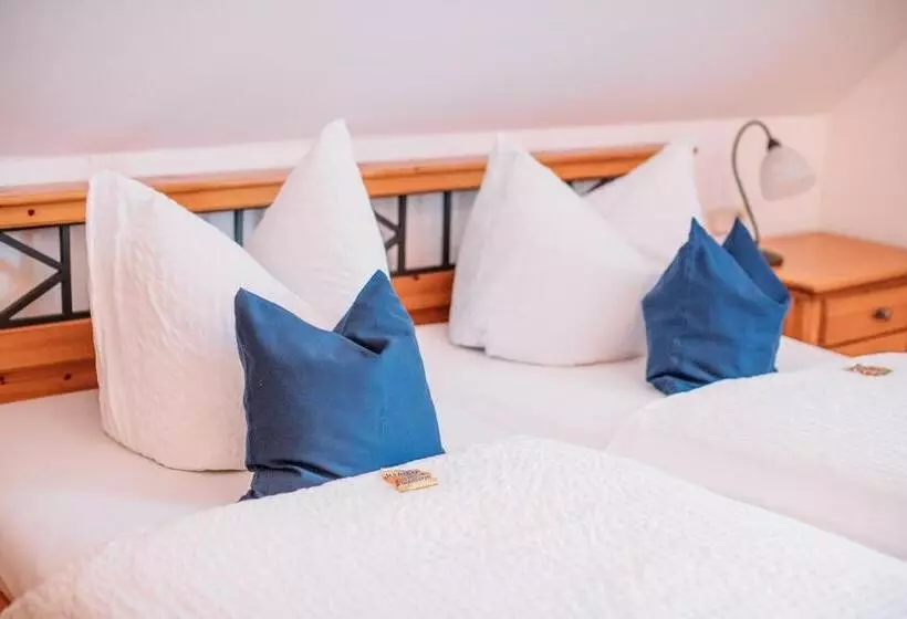 Hotelli Zum König Von Griechenland