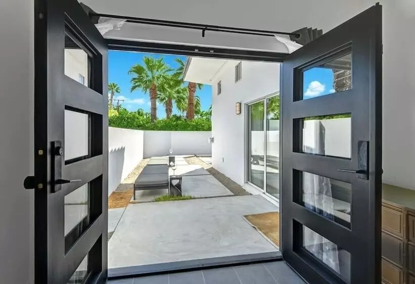 Palo Verde By Avantstay Lush Garden Home With Mountain View Pool & Bbq! Permit#4791