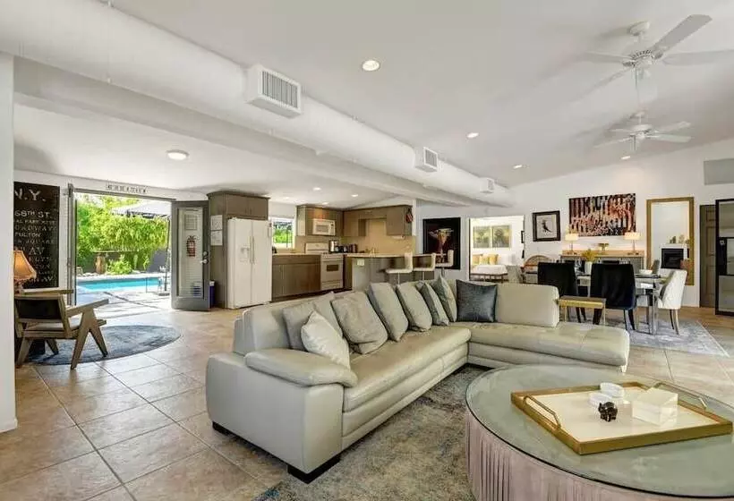 Palo Verde By Avantstay Lush Garden Home With Mountain View Pool & Bbq! Permit#4791