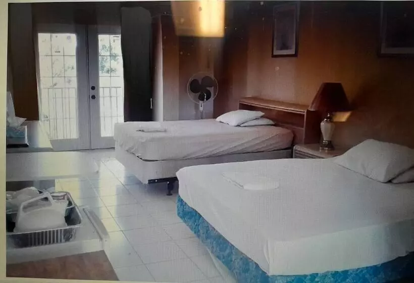 Paradise Creek Cottages