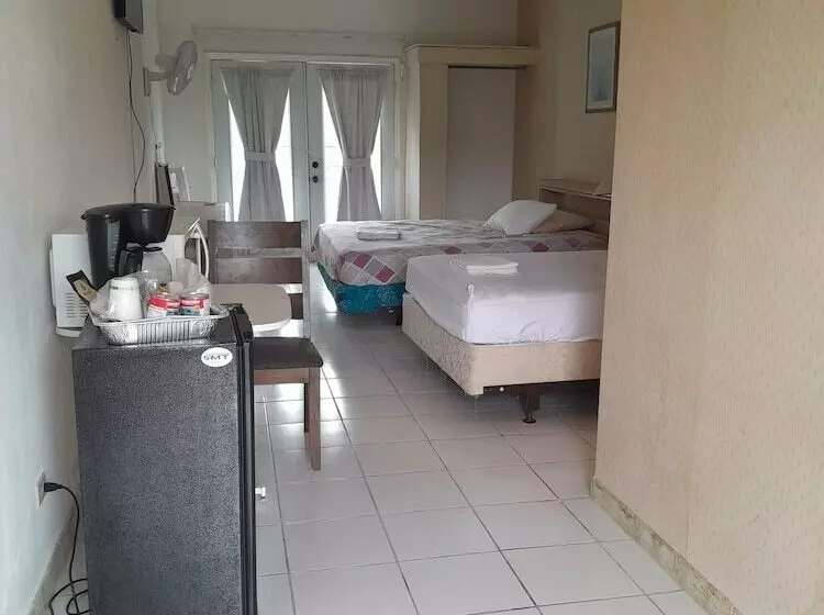 Paradise Creek Cottages